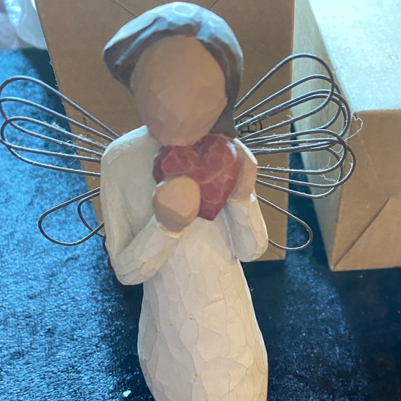 Willow Tree Heart of the Angel 5” figurine